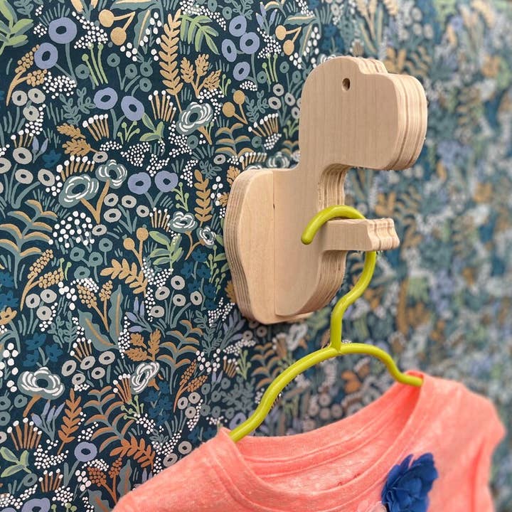 Gancho de parede em madeira T-Rex para crianças por atacado de mosey design