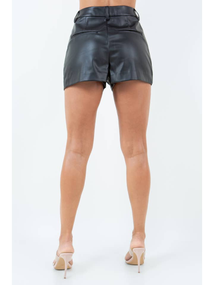 Veracci - Wholesale Korte broeken - Dames - Klassieke korte broek van imitatieleer met zakken11