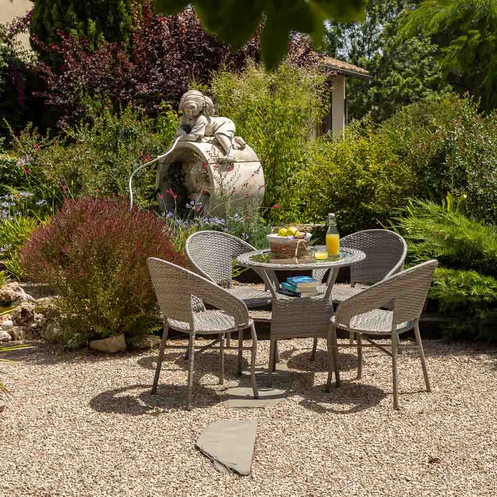 Creaciones Meng - Vendita all'ingrosso Set da patio - Set tavolo con 4 poltrone1