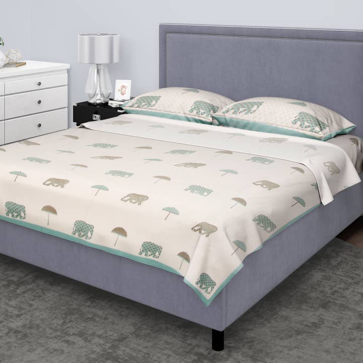 Purple Mohar – Cobertor de cama por atacado – Opulência de Elefante Mughal e Guarda-chuva Colcha