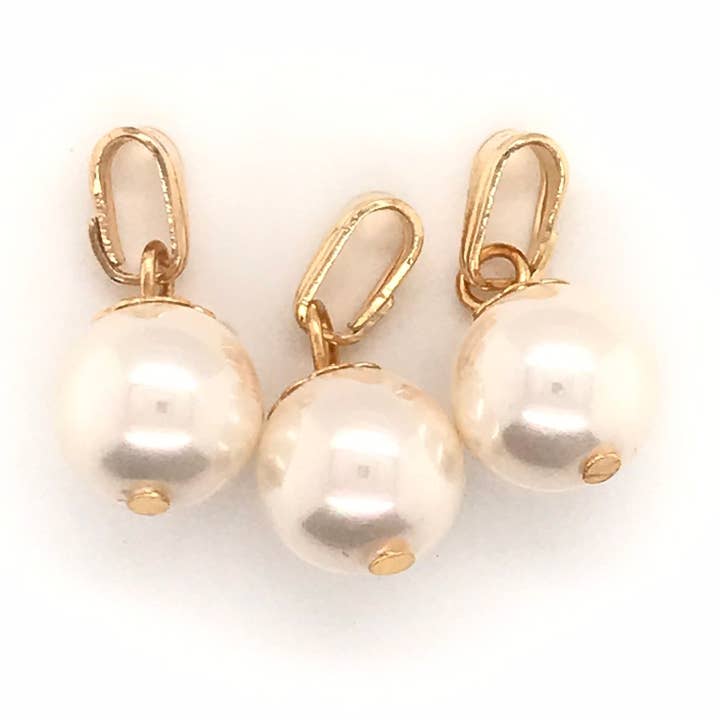 Gold Filled Pearl Pendant, Hanging Pearl Pendant, 10mm Pearl Charm, Gold Filled Pearl, Pendant Necklace, Pearl Charms, White Pearl Pendant for wholesale by The Bead Bazaar