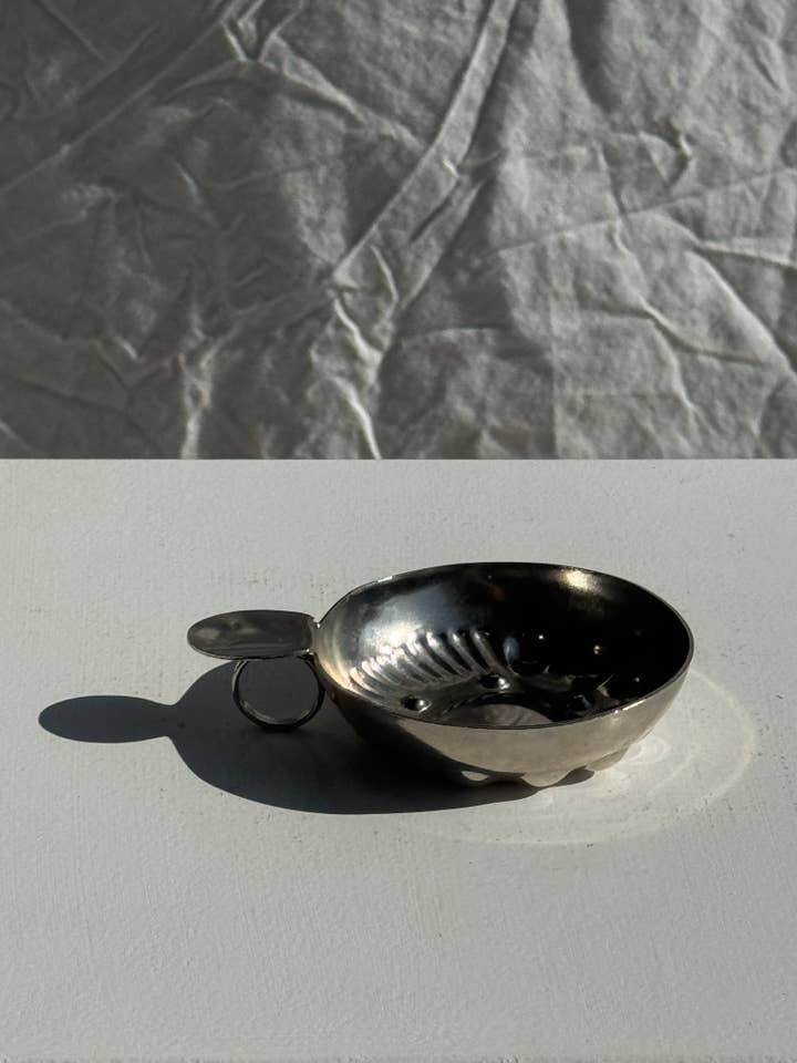 Metal wine-tasting cup with handle for wholesale by Office Objets