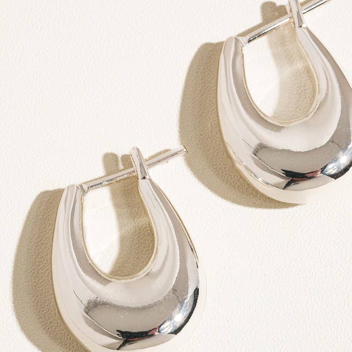 Flânerie by MAIQ - Wholesale Hoop Earrings - Quinn 18K Classic Droplet Hoop Earring