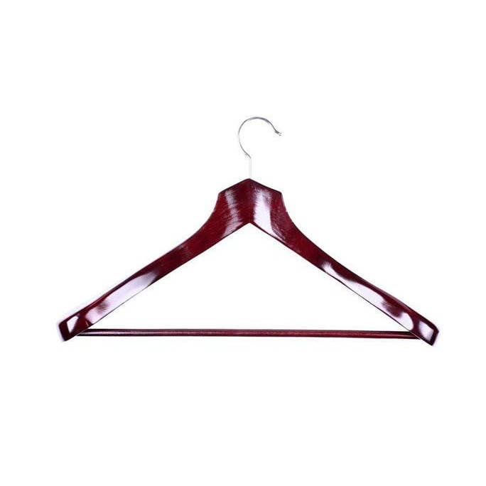 Percha de madera para chaquetas para venta al por mayor de The Scotland Kilt Company