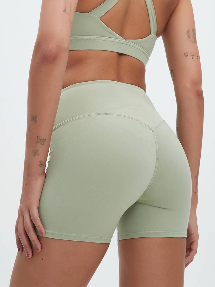 Rosalind SculptFlex™ Hochtaillierte Scrunch-Shorts für den Großhandel von Mantra Active