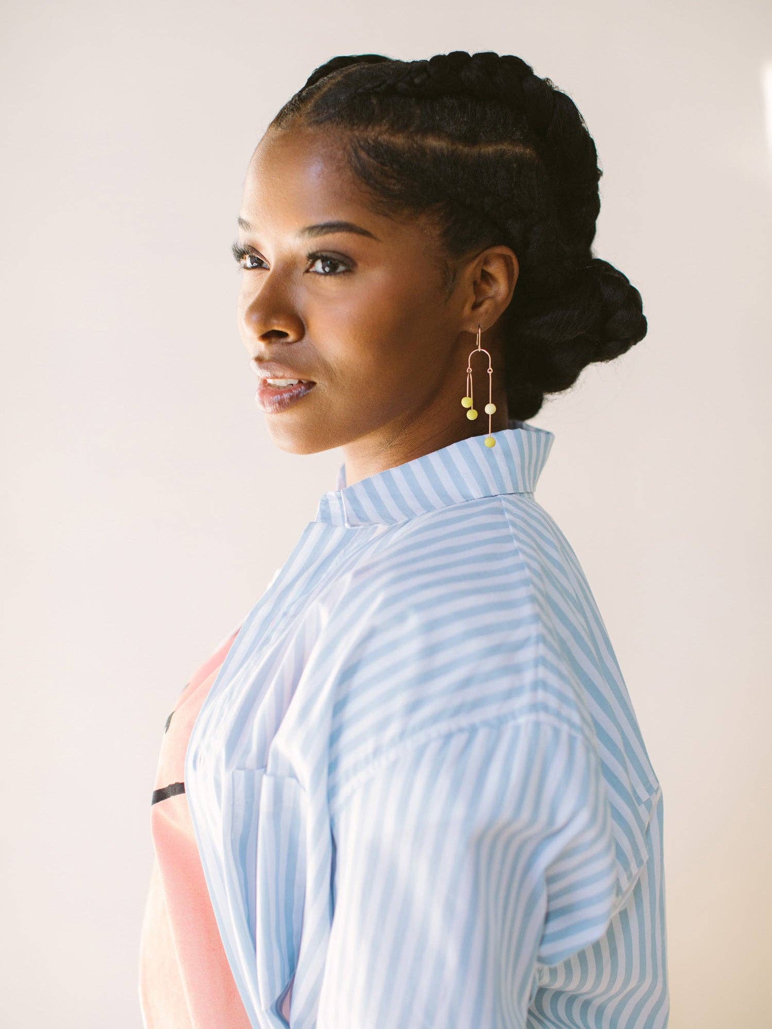 Twenty Two West - Vendita all'ingrosso Orecchini pendenti - Orecchini Mod Mobile SS253