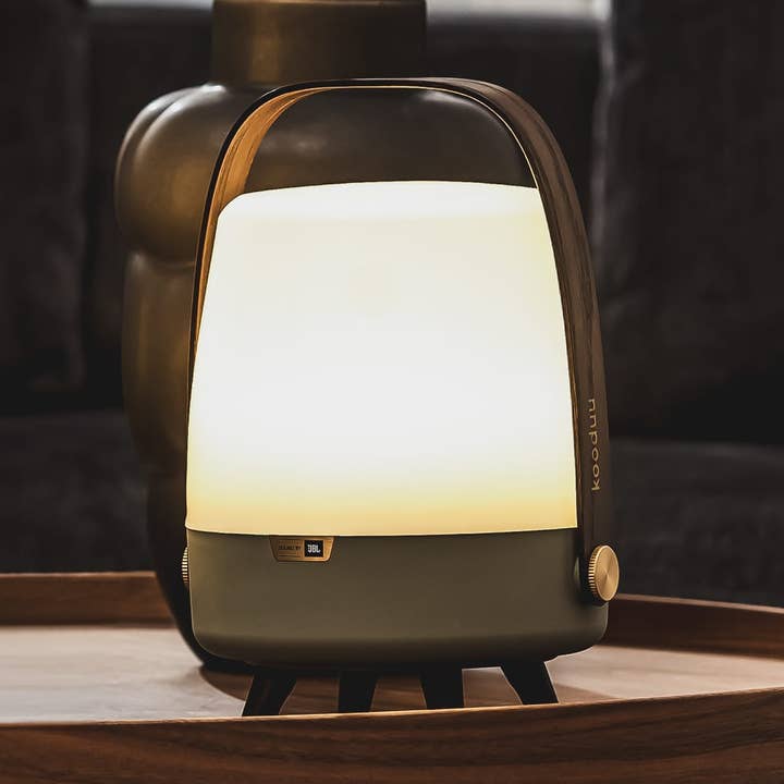 kooduu Lite-up Play Mini, son par JBL pour la vente par Nüline Distribution