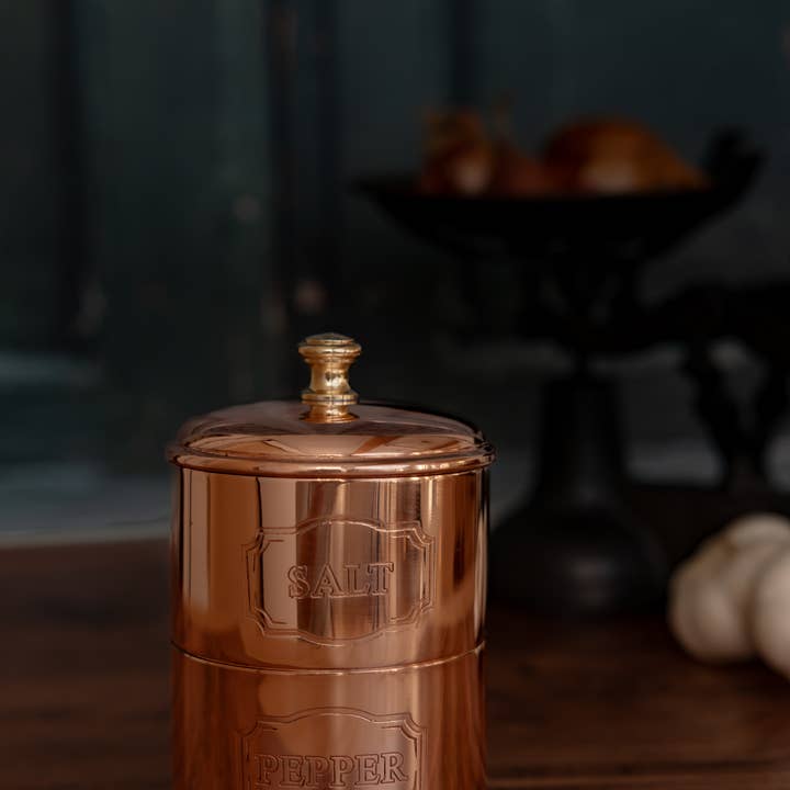 Coppermill Kitchen LLC - Wholesale Salt & pepper shaker set - Coppermill Kitchen Vintage Inspired Salt & Pepper Cellar3