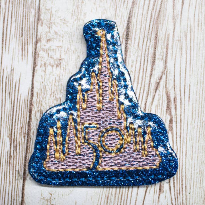 Feutre 50e souris | Feutre 50e souris | Feutre 50e souris non coupé | Feutre en vinyle non coupé | Feutre non coupé | Applique en feutre | Embellissement de feutre pour la vente par Mad House Embroidery