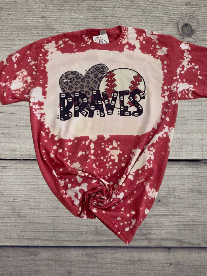 Heart Baseball Braves - T-shirt sbiancata per la vendita all'ingrosso da parte di 478 Designs