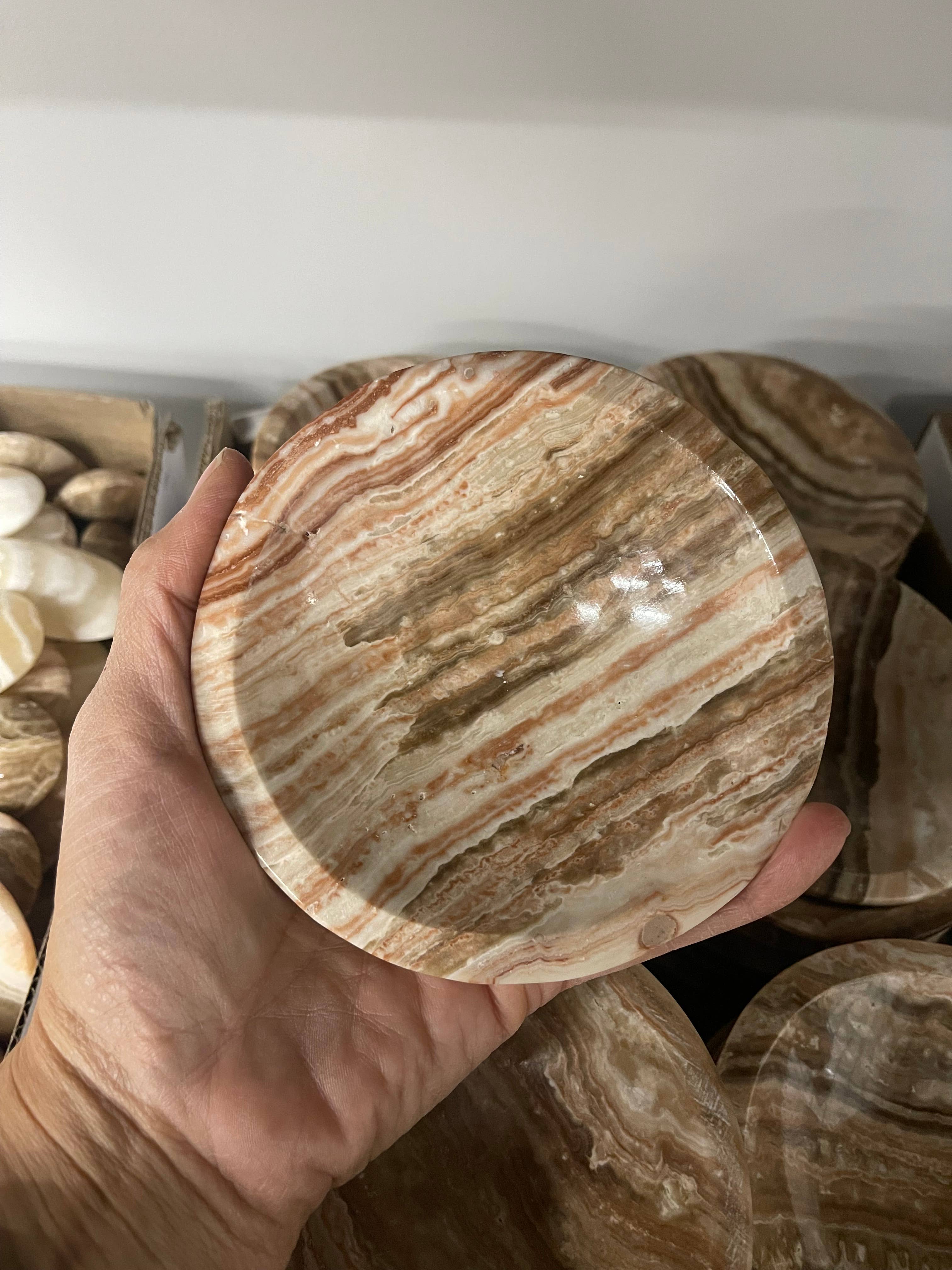 Casablanca Exports - Wholesale Decorative Plate/Dish/Bowl - Large banded onyx bowl0