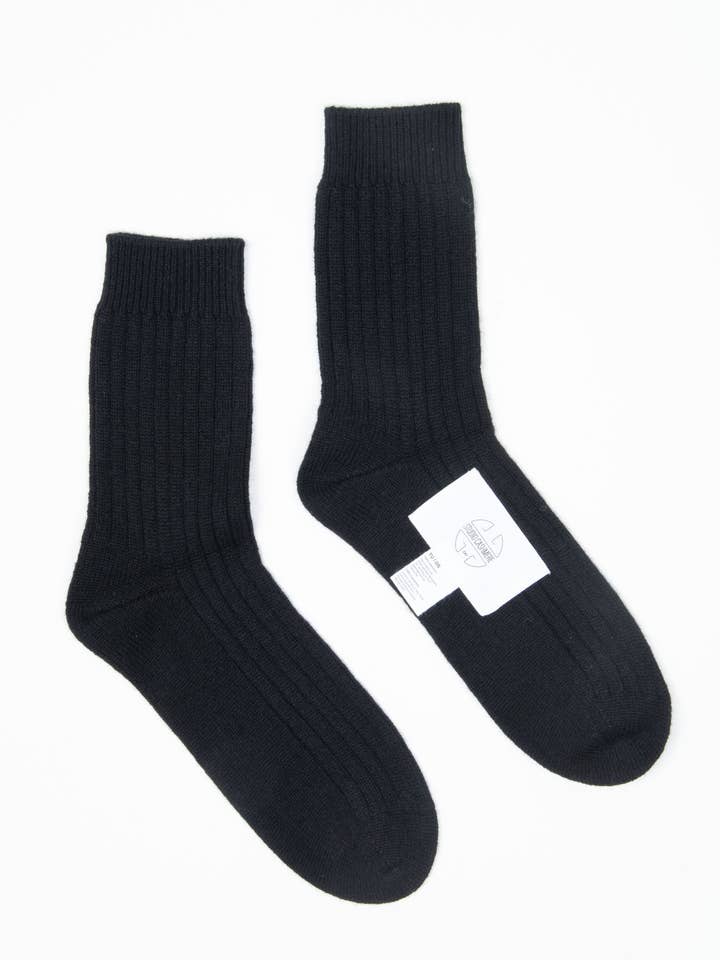 4-ply cashmere socks UNI 12 for wholesale by STUDIO CASHMERE8