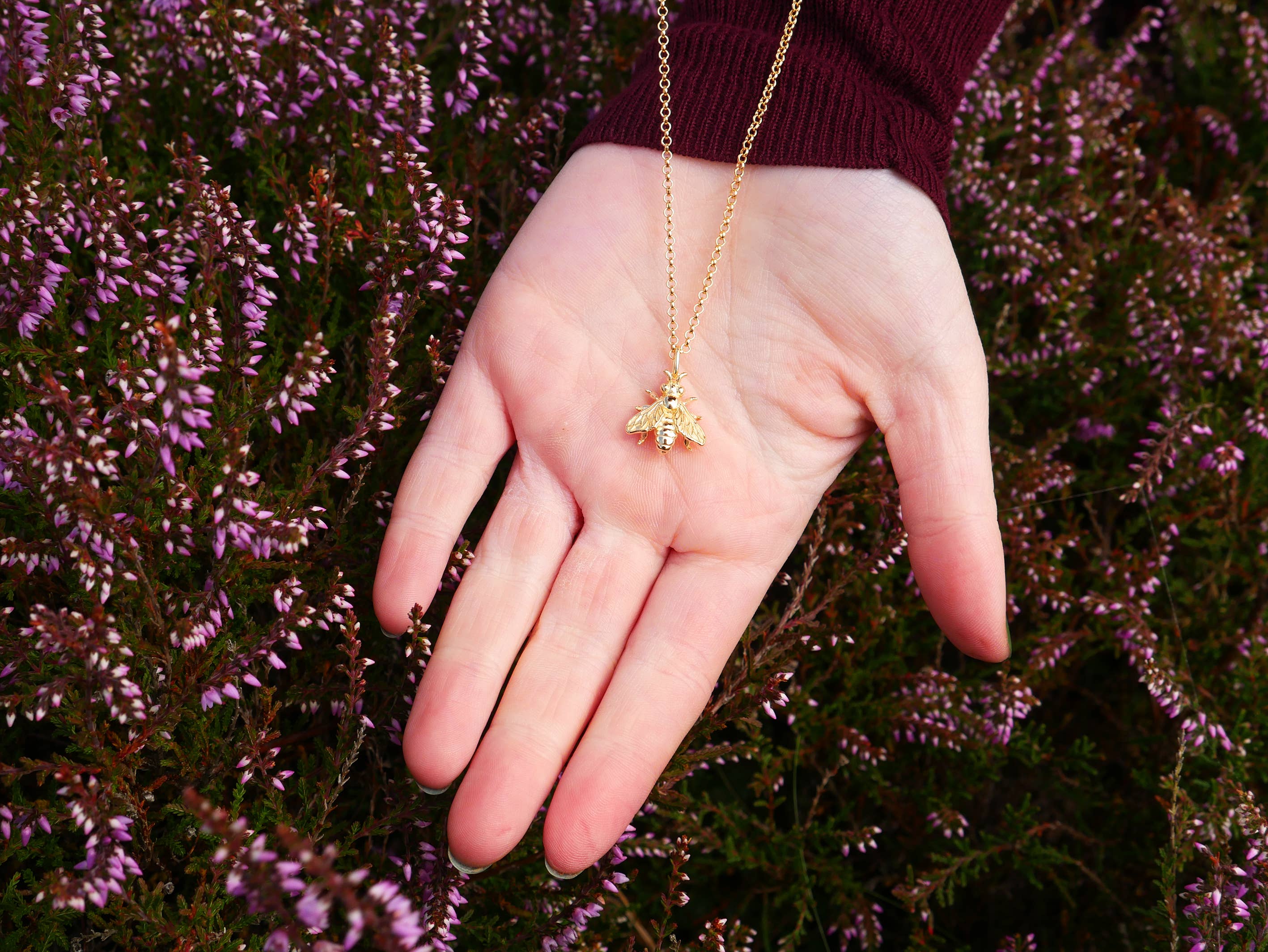In The Heather – wholesale Pendant/charm necklace – Scottish honey bee necklace in sterling silver1