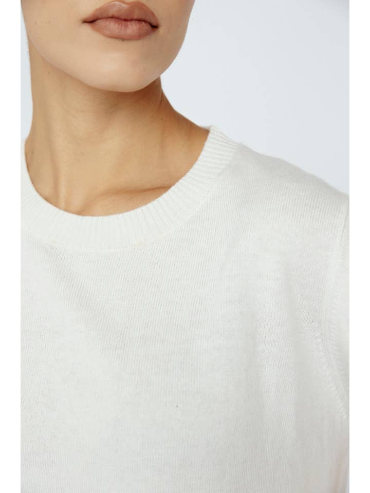 Cashmere Blend Tee Ivory for wholesale on Faire1