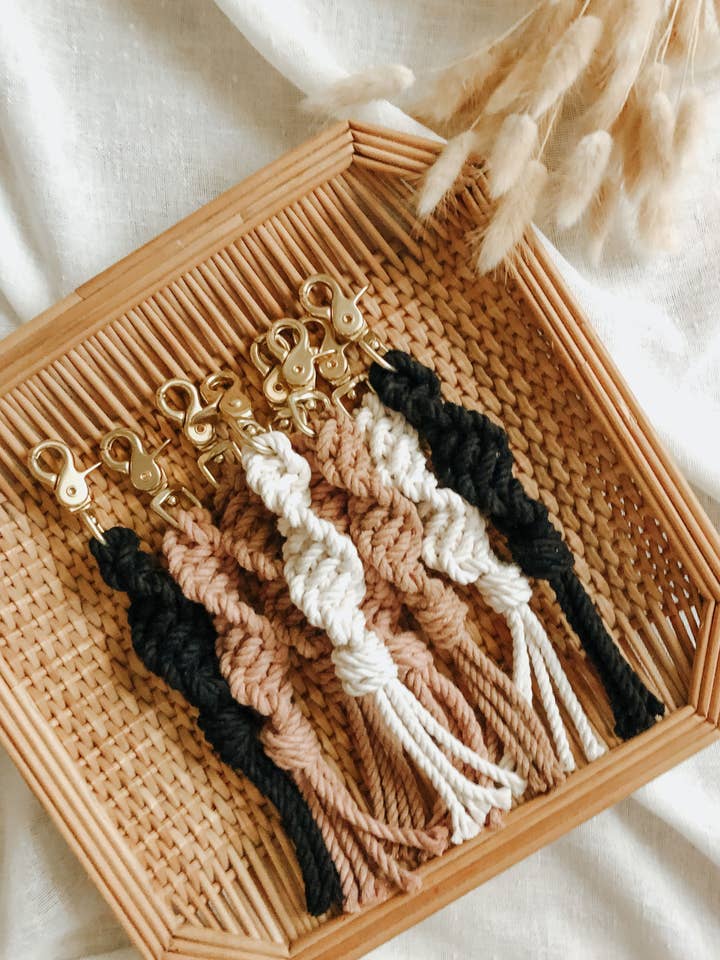 Chaveiro Boho Macramê por atacado de EMBER & IVORY
