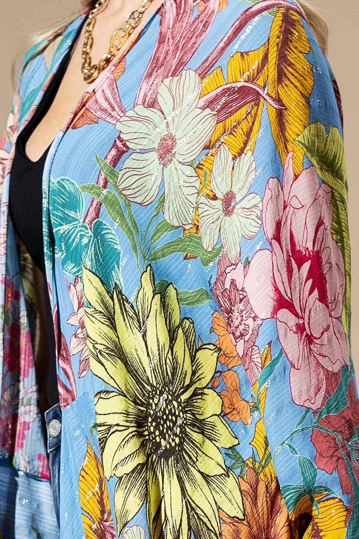 Madelin Madelin gekleurde kimono met bloemenprint en lurex voor groothandel op Faire16