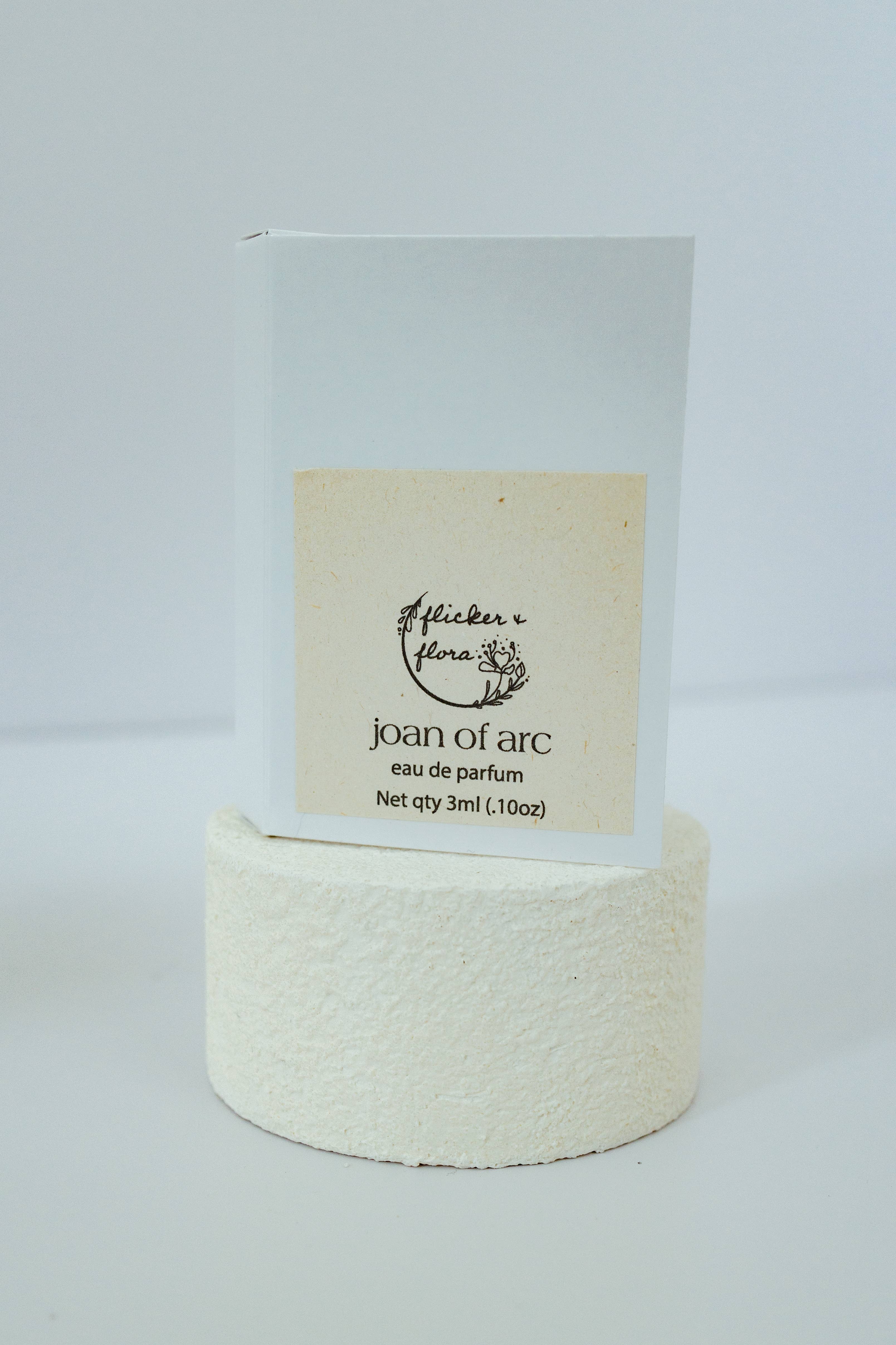 Pretty Simple Things, Co - Wholesale Perfume/Eau de Toilette - Joan of Arc Eau de Parfum4