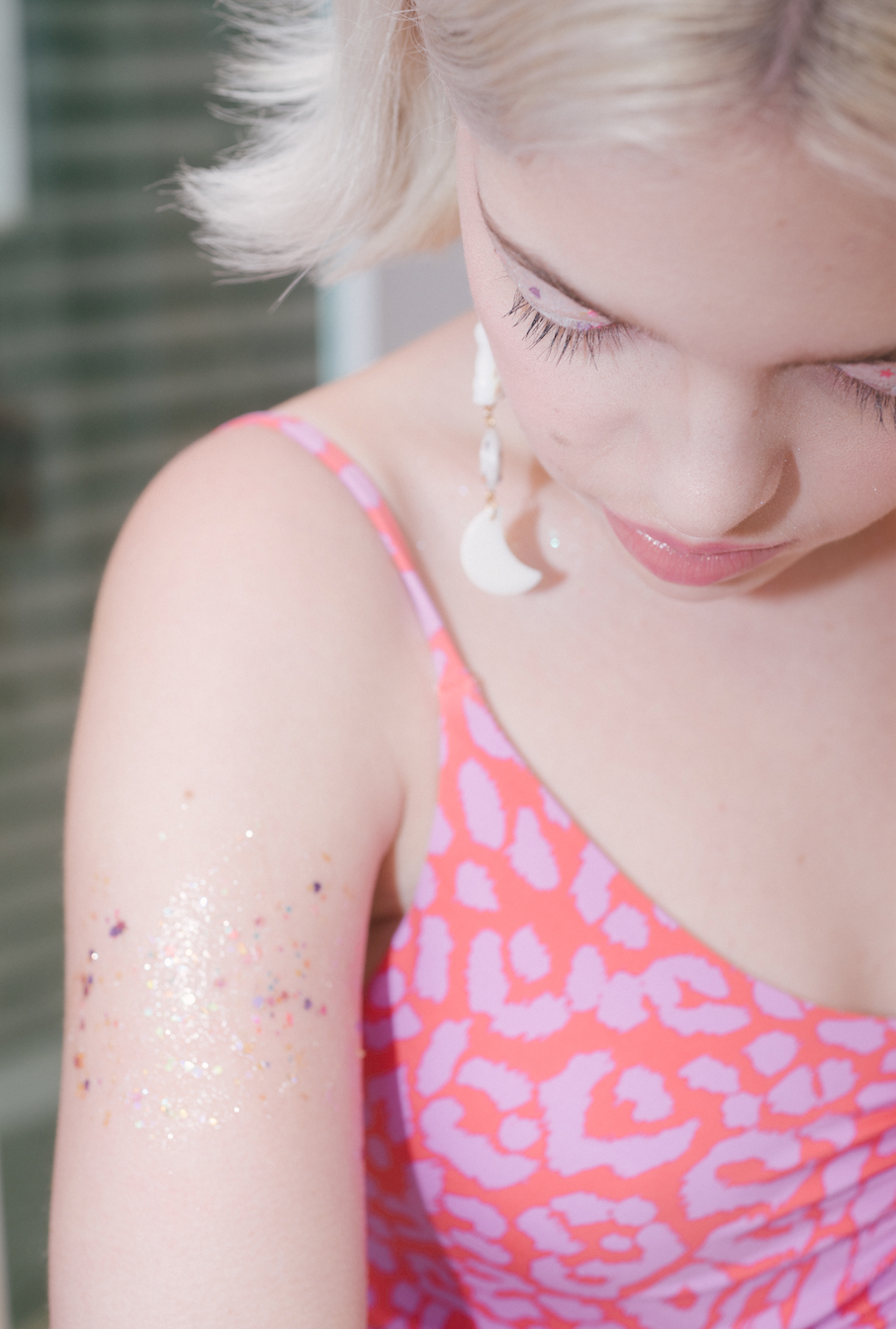 Lavender Stardust - Wholesale Body Glitter/Shimmer - Star Dust Glitter Pot Party5