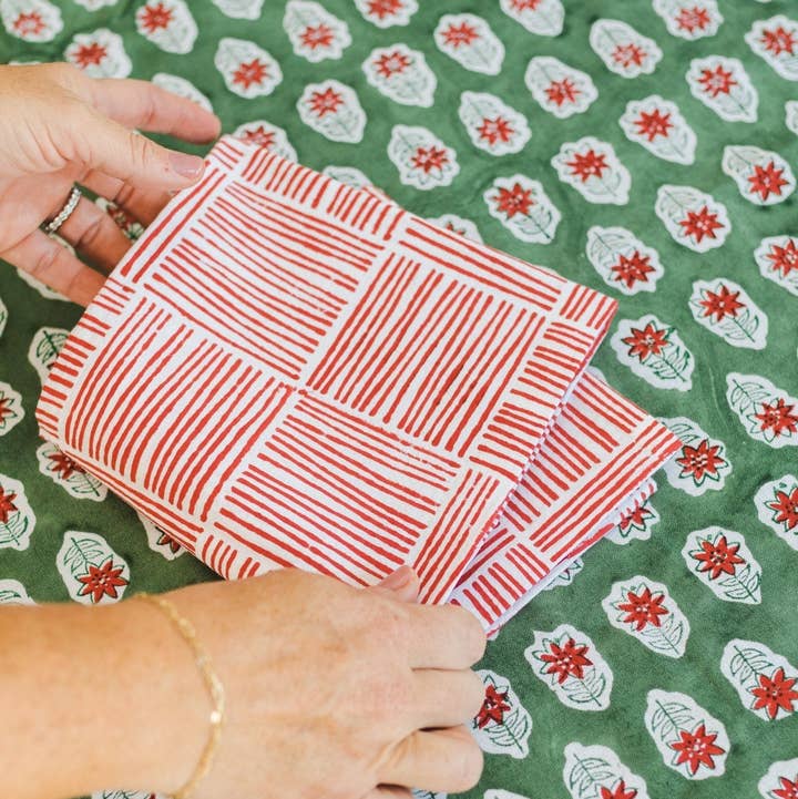Mended - Wholesale Tablecloth - Table Throw - Christmas Lily - Sage & Red0
