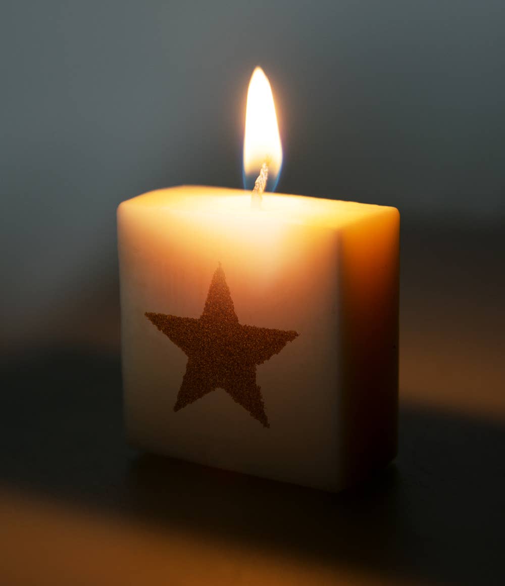 PD Party - Wholesale Novelty Candle - Letter candle - Star (gold)1