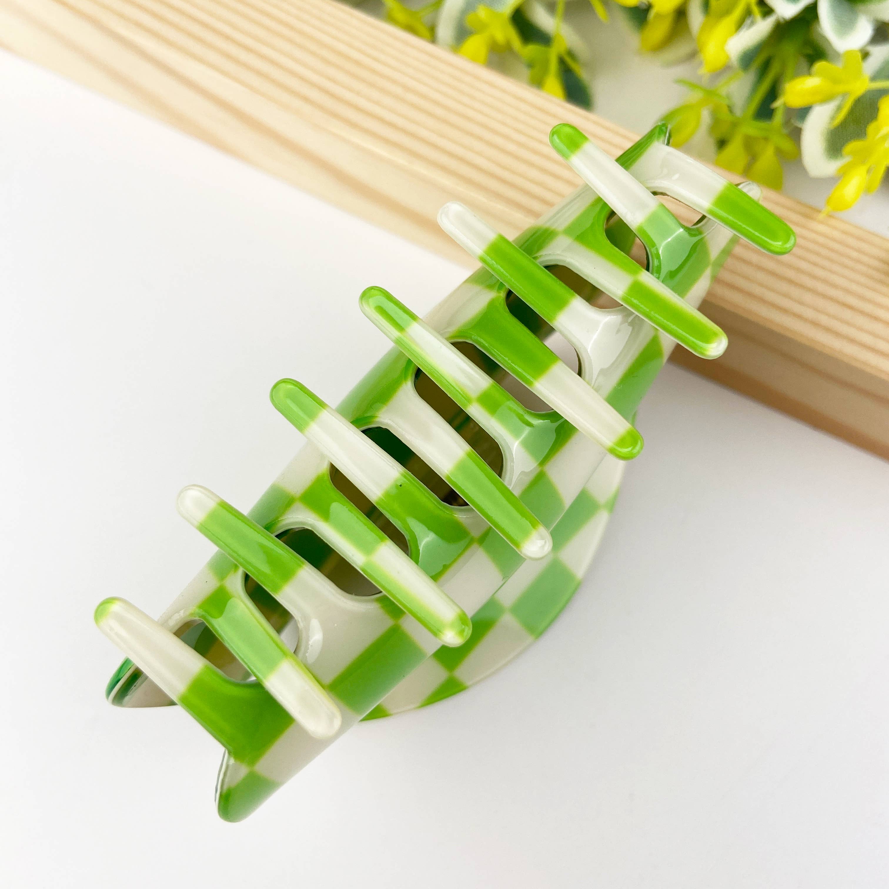 TheDivaSoap - Wholesale Hair Clip - Women's - Checkerboard semicircle hair claw clip10