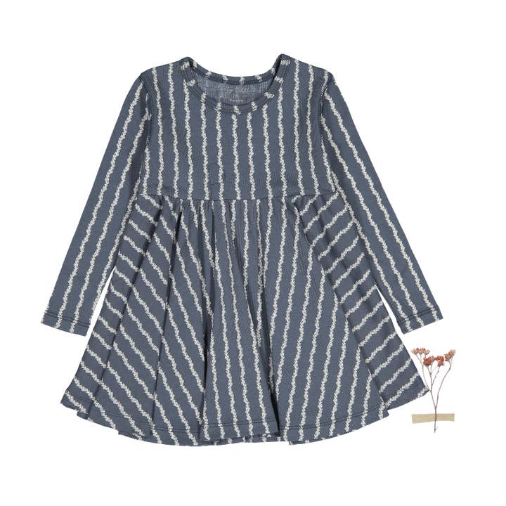 La robe imprimée à manches longues - tige linéaire pour la vente par Lovely Littles