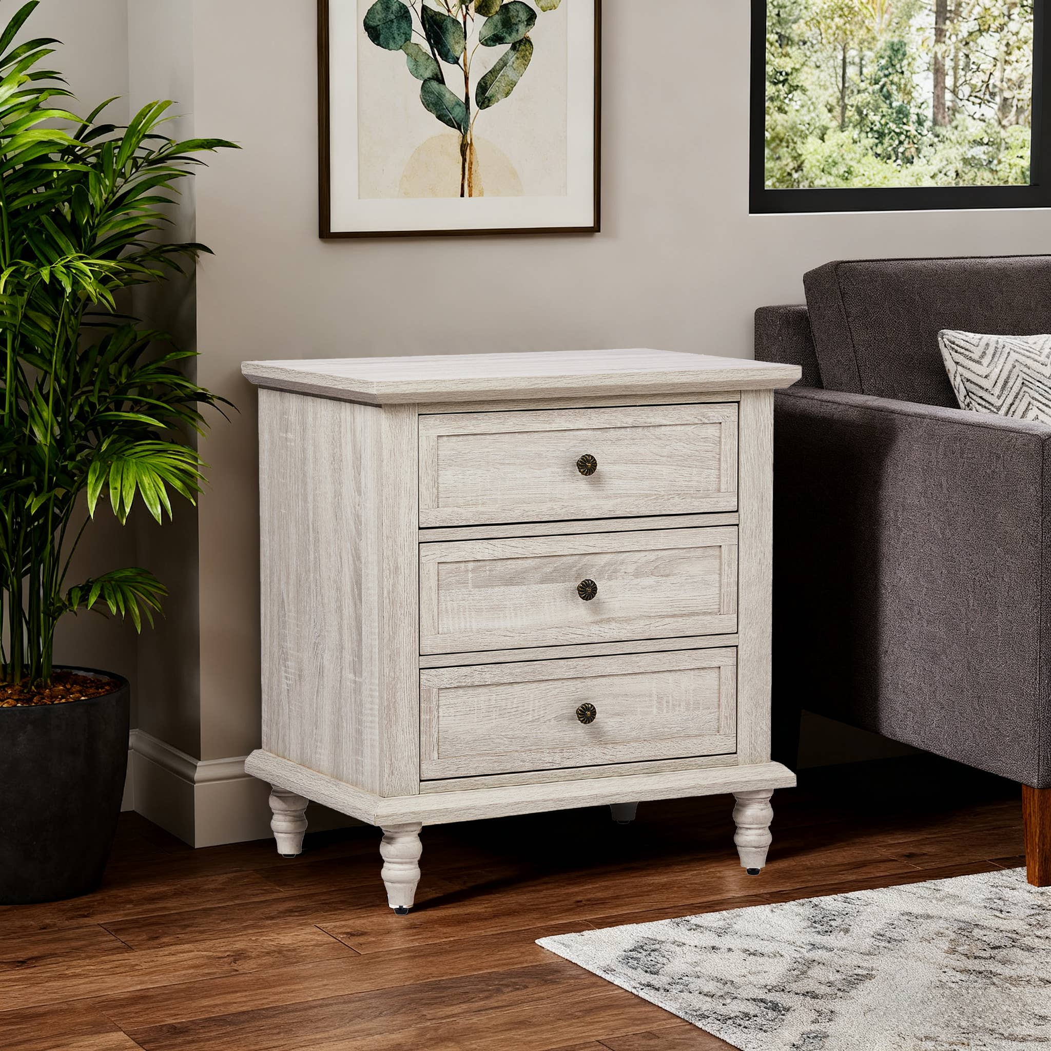 Paris Loft Inc – wholesale Skåp – Vintage vit sängbord med tre lådor och ben i massivt trä