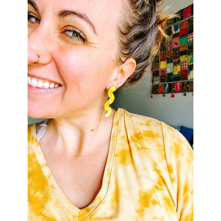 Lauren Likes Art - Wholesale Dangle Earrings - Sunshine Yellow Squiggle Earrings, Squiggly Earring, Handmad3
