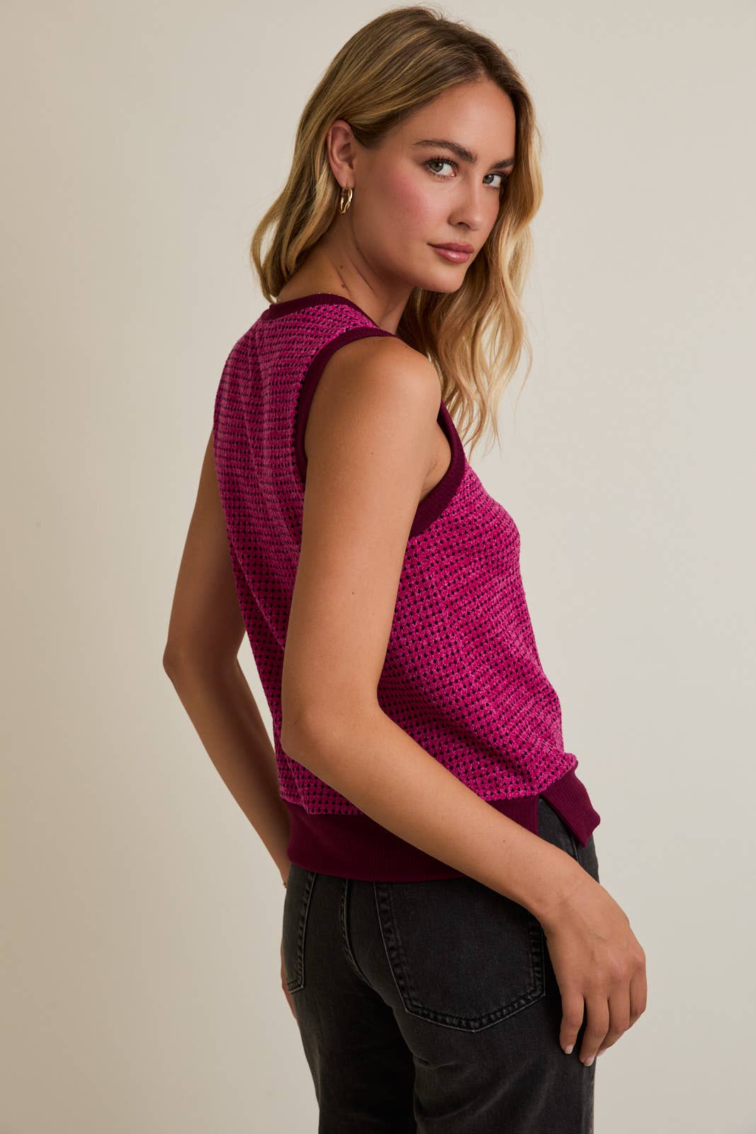MAGENTA BURGUNDY ROUND NECK SLEEVELESS CONTRAST DETAIL TOP for wholesale on Faire2
