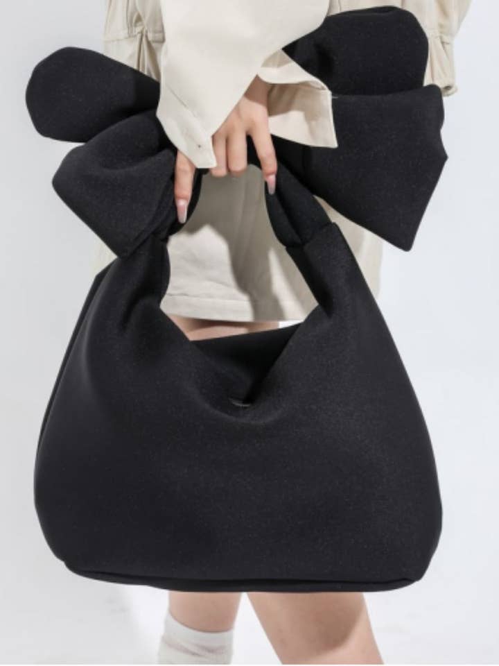 Bolsa Lucca Couture de neoprene com alça e laço jumbo por atacado de Lucca Couture