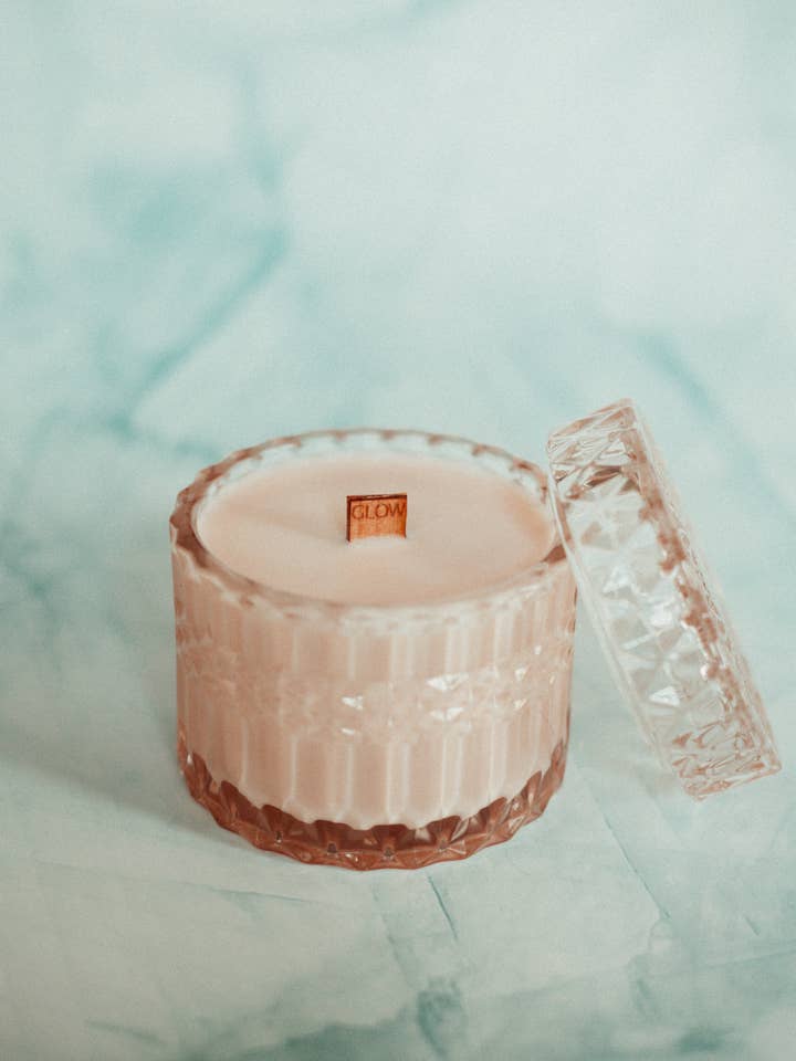 Vela de cristal elegante Fresh Lavender Air de 7 onzas para venta al por mayor de Creative Cliche Candle Co.