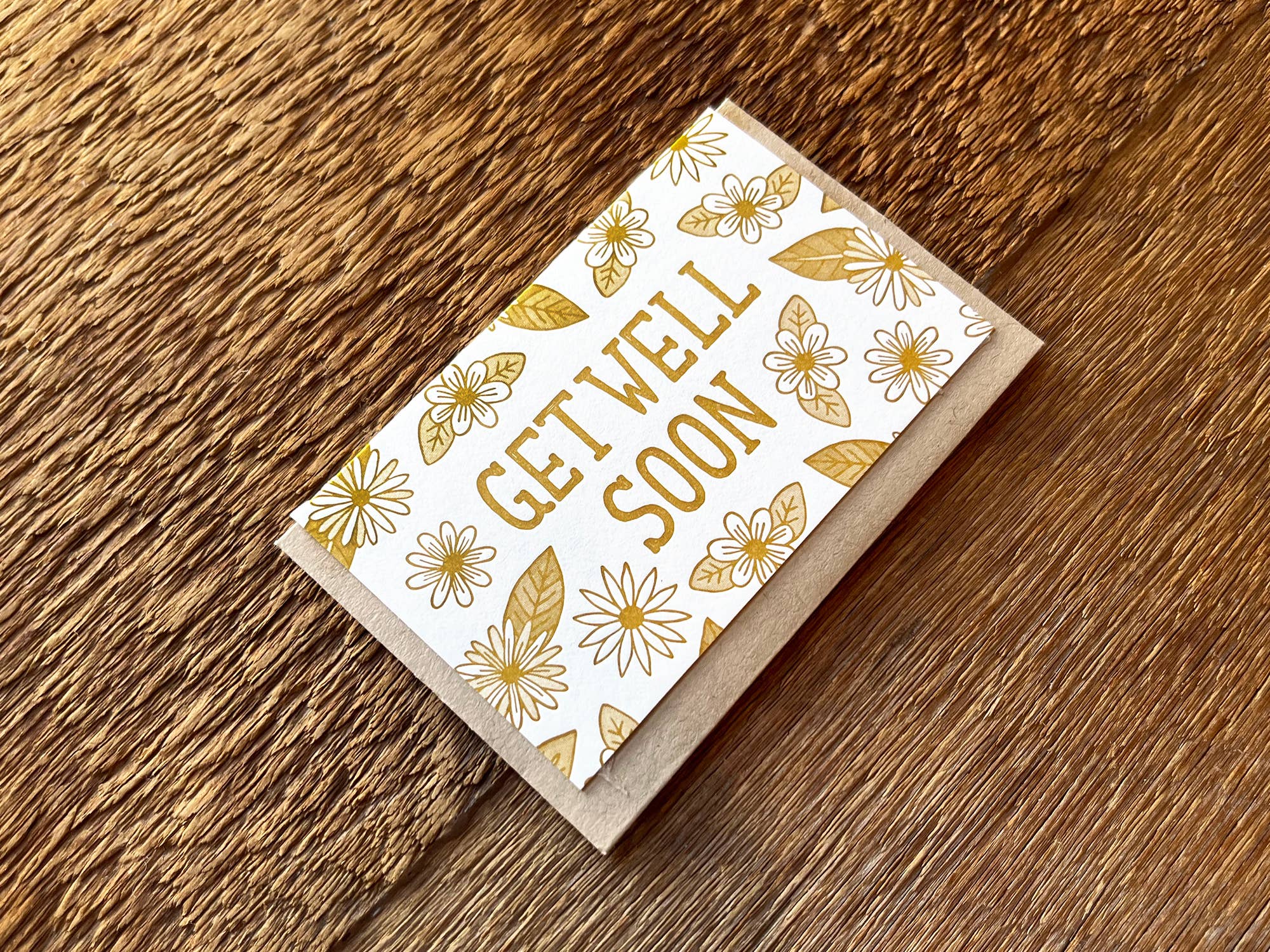 Noteworthy Paper & Press - Venta al por mayor Tarjeta "Que te mejores" - Get Well Soon Tarjeta de Gabinete2