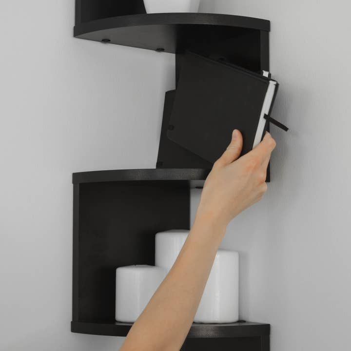 Danya B – Engroshandel Væghylde – Laminat stort hjørne vægbeslag hylde3