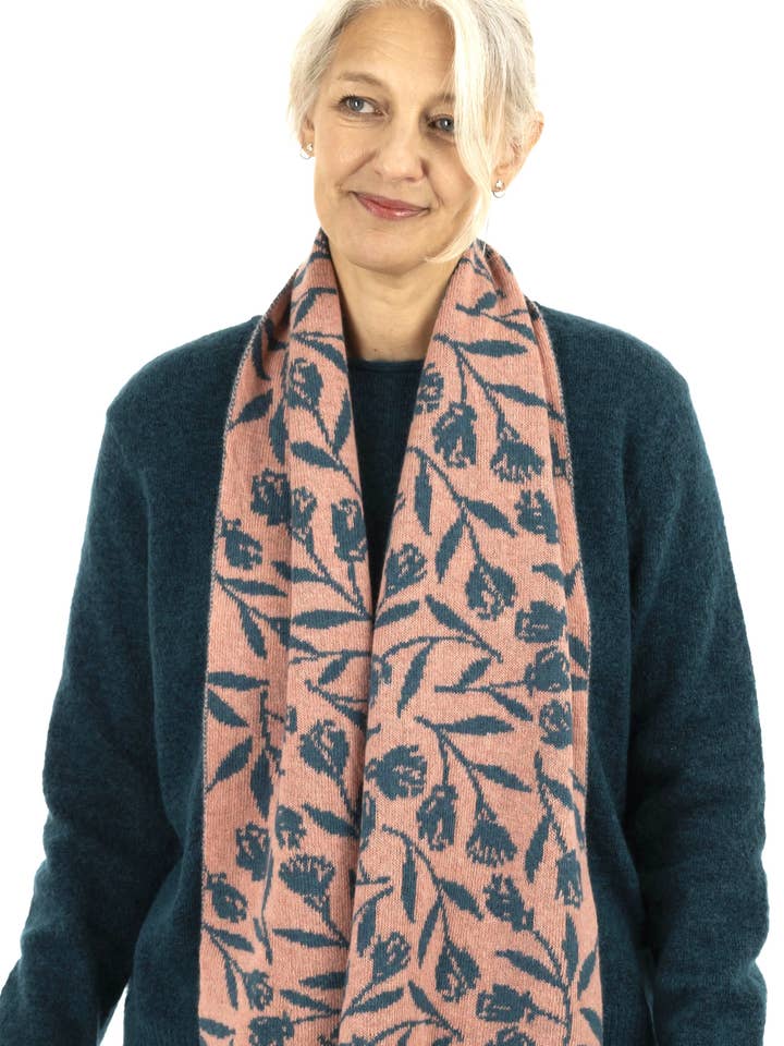 Tulipa – Sciarpa in Merino a Doppia Faccia con Motivo a Tulipani per la vendita all'ingrosso da parte di McKernan