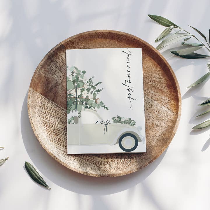 Wildblumen Atelier - Wholesale Wedding Card - Just married car postcard with eucalyptus, FSC certified3
