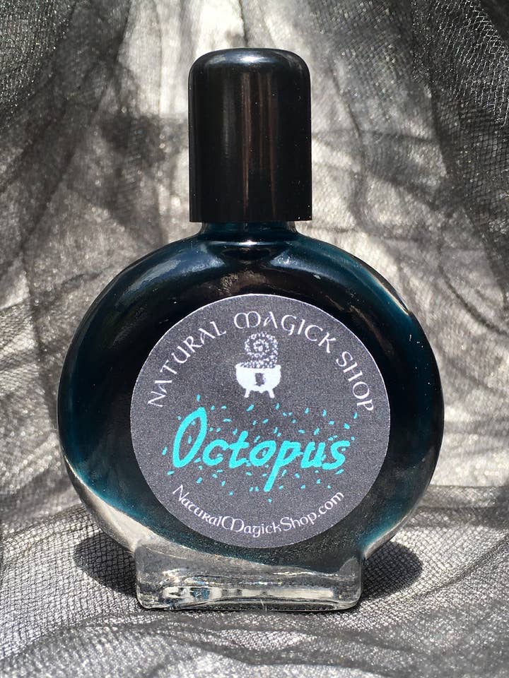 Olio di polpo per la vendita all'ingrosso da parte di Natural Magick Co-op