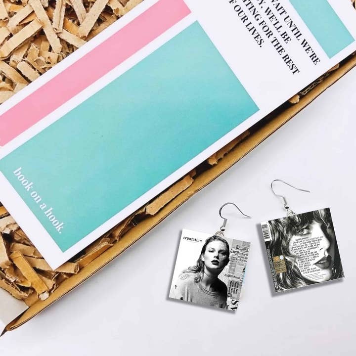bookonahookco - Wholesale Dangle Earrings - Reputation | Taylor Swift | Miniature Vinyl