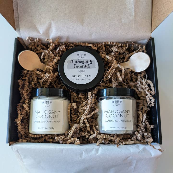 Mahogany Coconut Men's Skin Care Set and other Purchase Wholesale manikure set. Free Returns & Net 60 Terms on Faire trending on Faire.