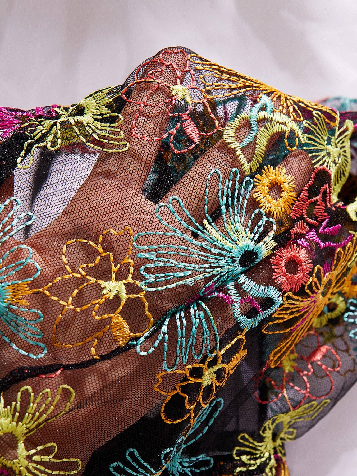 Sweetkama – Engroshandel Bodysuit undertøj - Dame – Dame Teddy med rosenbroderi og gennemskinneligt stof SKLG40385