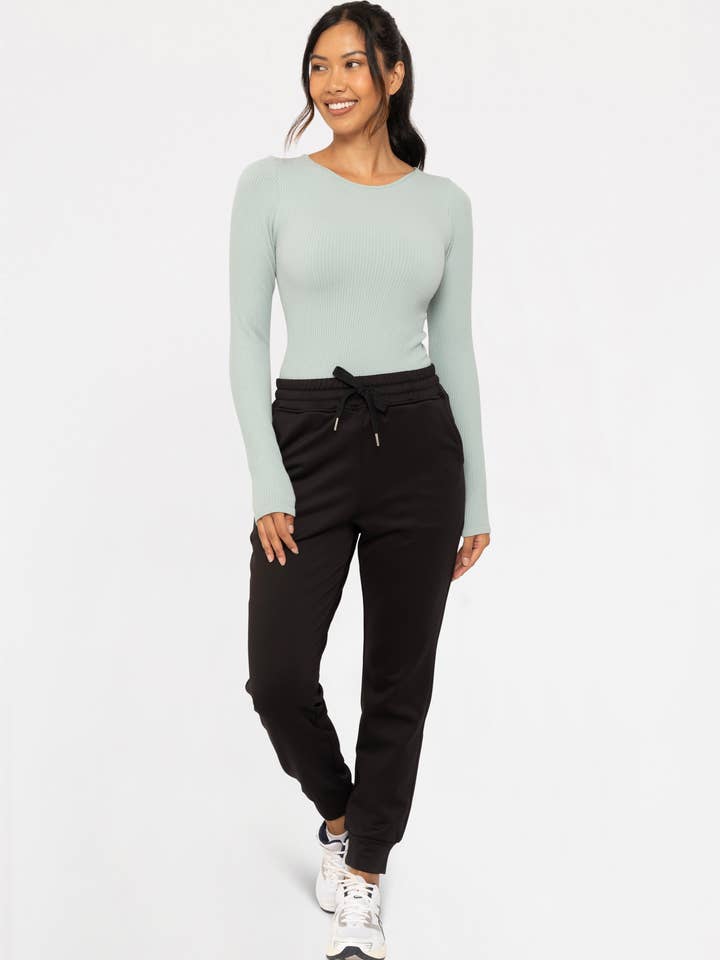Mono B – wholesale Knit top – Women's – Seamless Ribbed Long Sleeve Top3