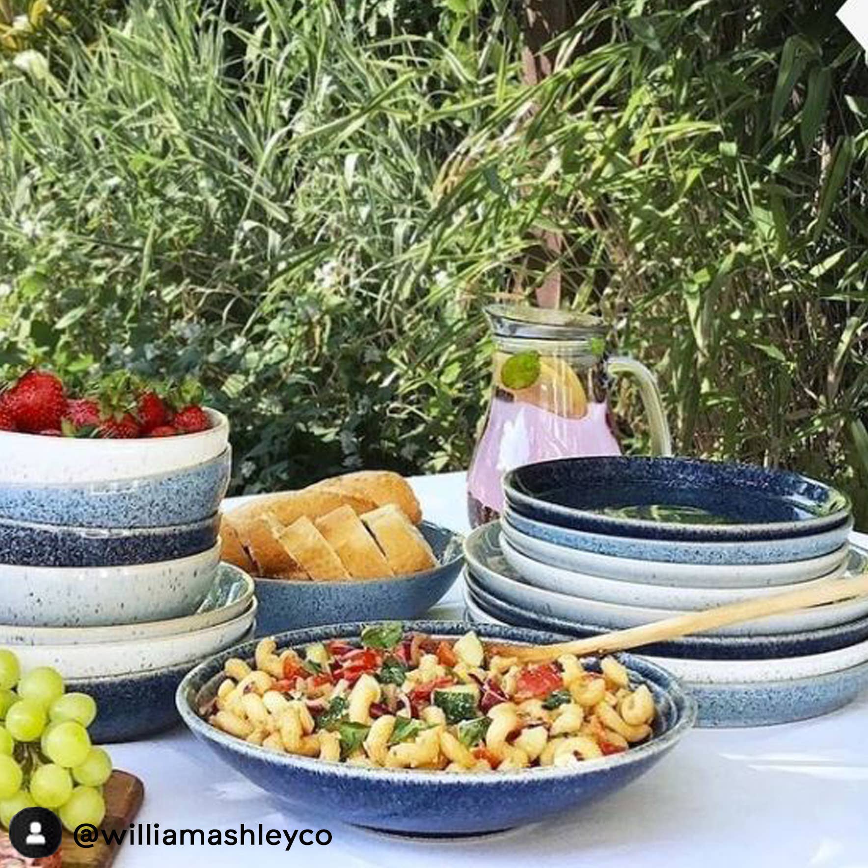 Denby - Wholesale Dinner Plate - Studio Blue Set of 4 Coupe Dinner Plates7