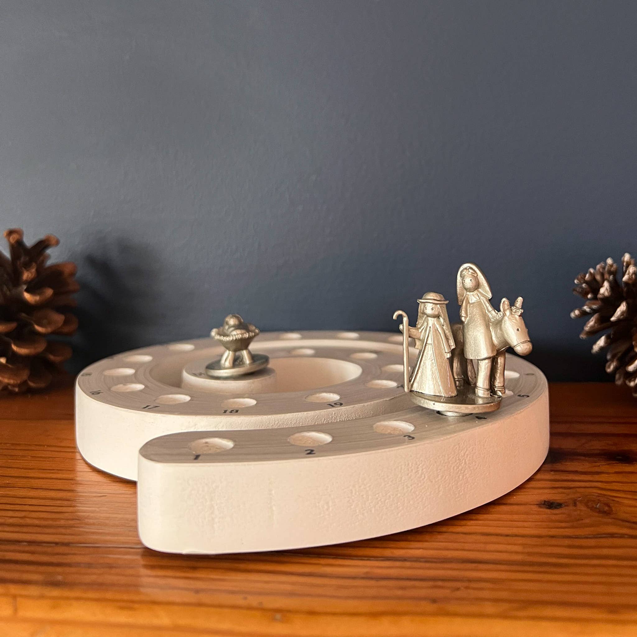 Abbey + CA Gift – wholesale Advent calendar – Spiral Christmas Countdown2