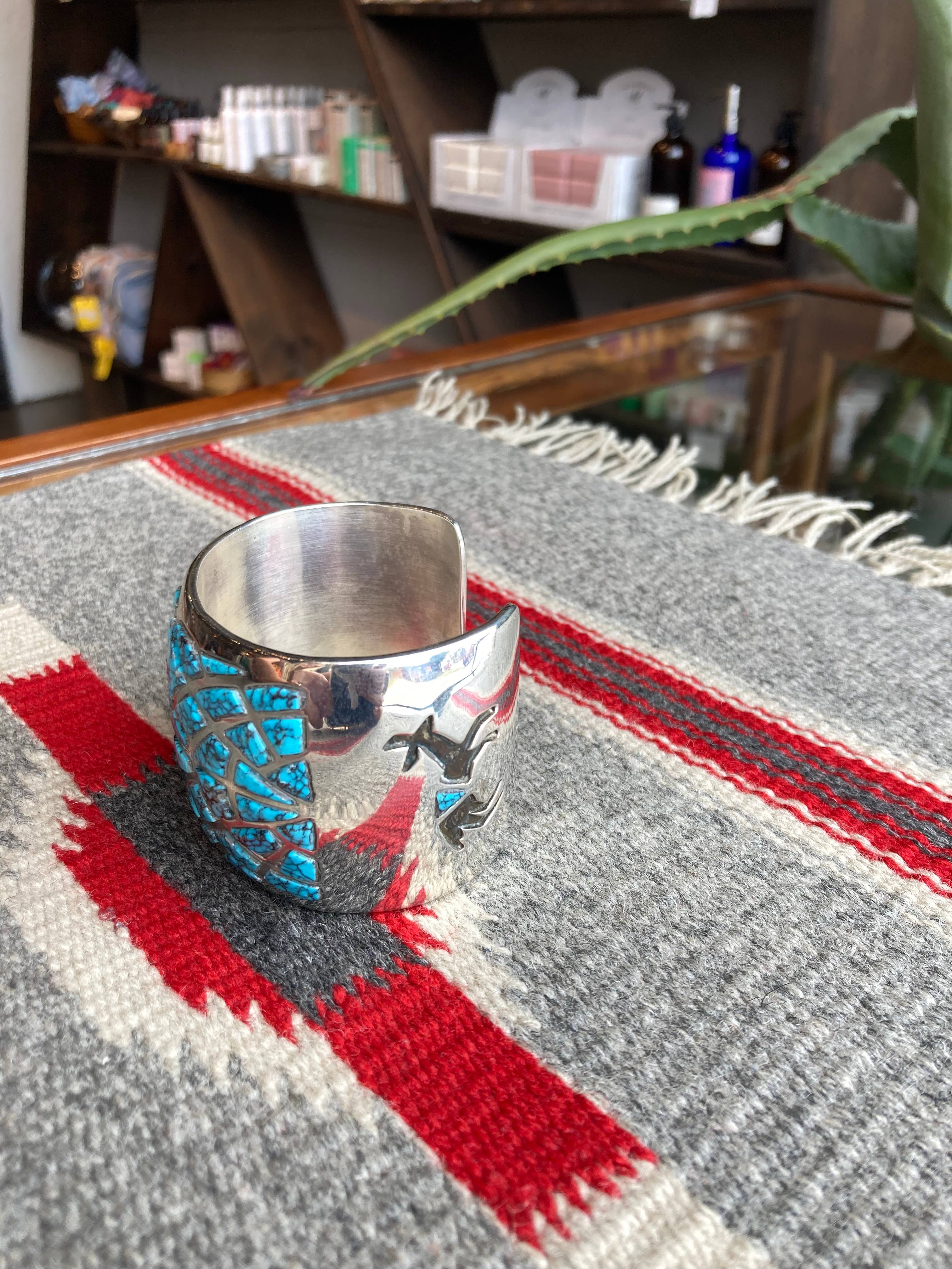 Rainbow Trading Post - Wholesale Cuff Bracelet - NATIVE AMERICAN NAVAJO BLUE WIND TURQUOISE INLAY BRACELET 1