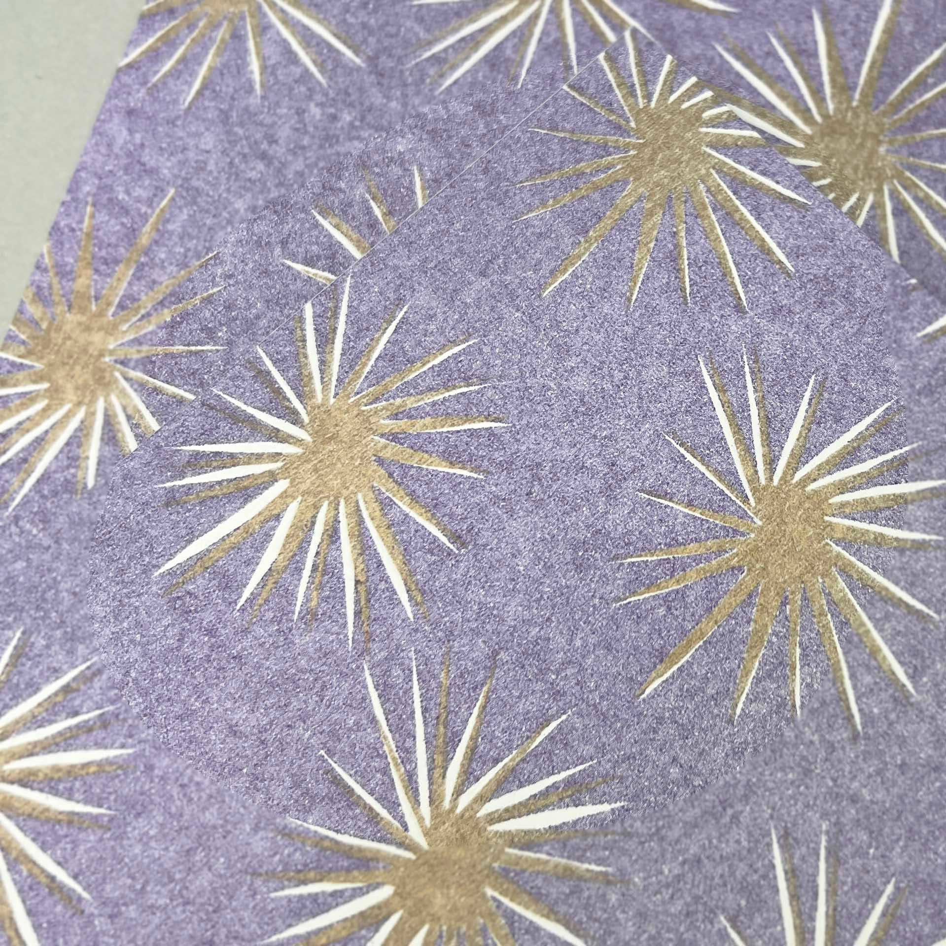 Hot Pink Press - Vendita all'ingrosso Biglietti di auguri generici - Carta Stelle Viola e Oro | Stampa Risograph | Celestiale2