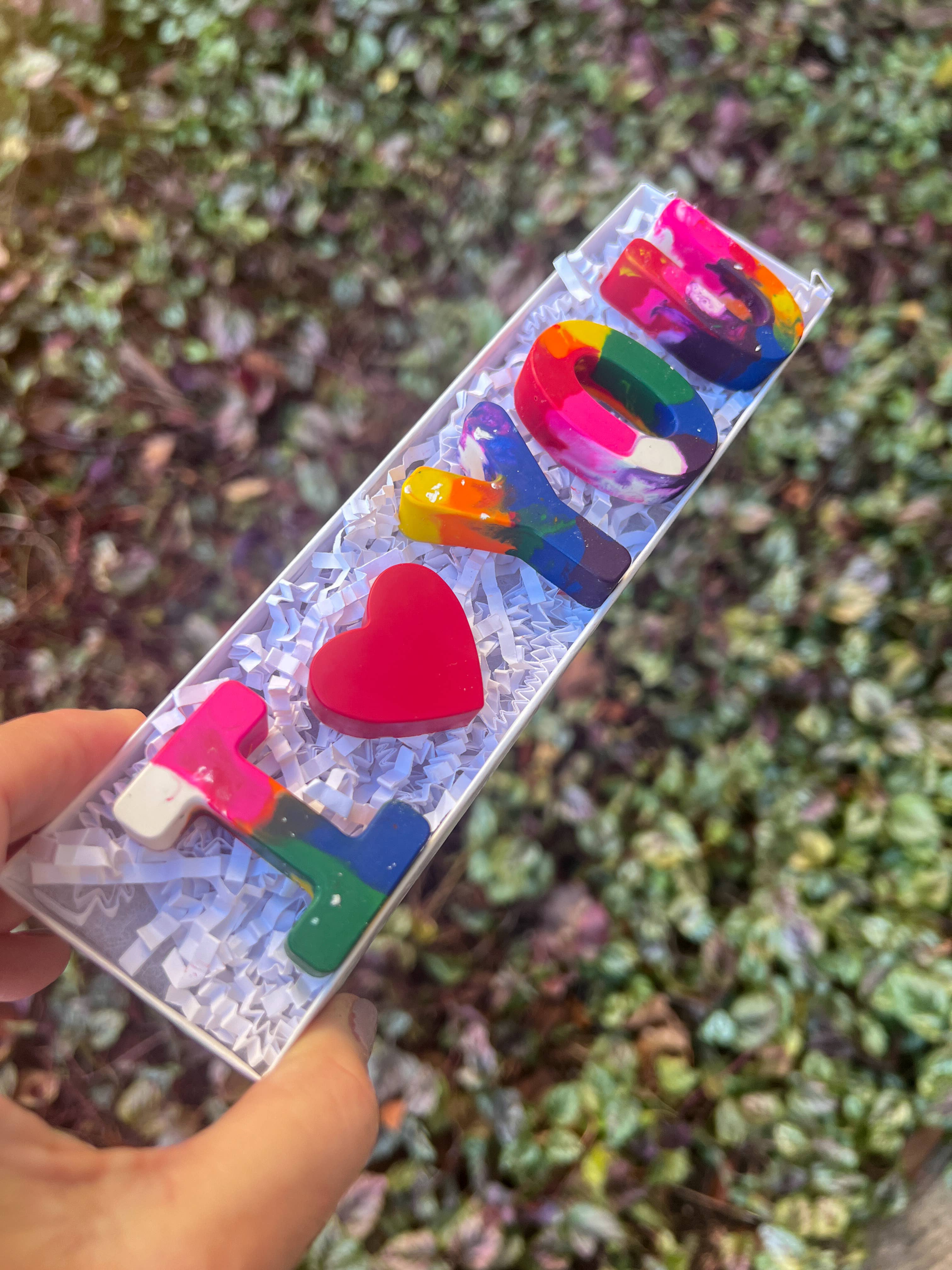 Cre8ive Crayonz - Wholesale Crayons - Kids & Baby - Valentine's Day Crayon Gift Box4