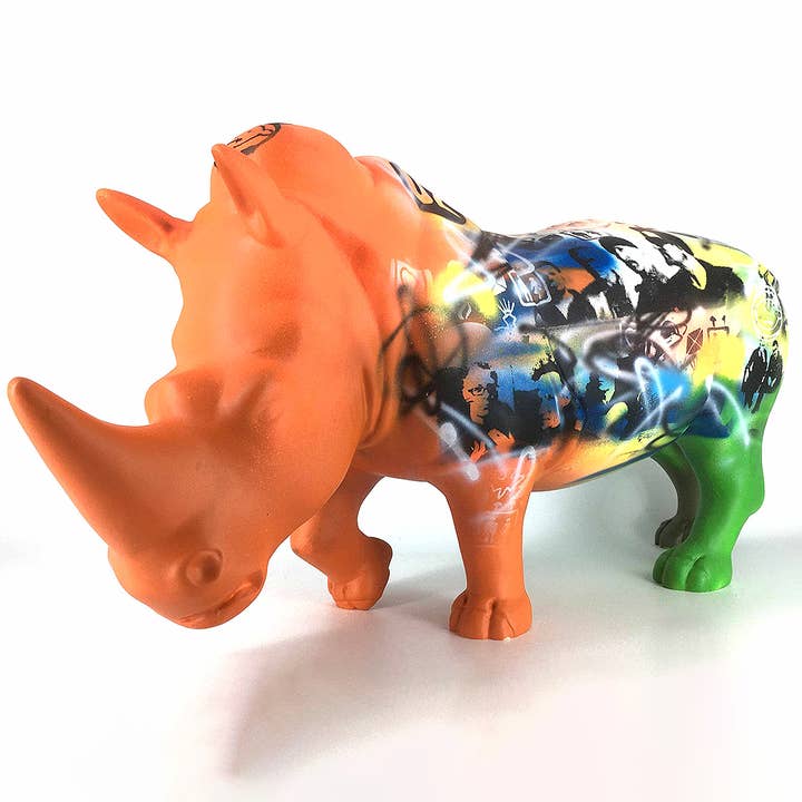 RINO U2 - Handbemalte Kunstfigur für den Großhandel von JULIARTE