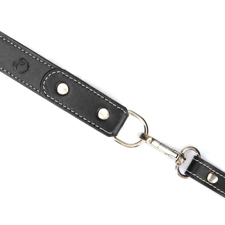 Liebe Seele - Wholesale Seksspeeltje - Lange Leren Paddle - Zwart1