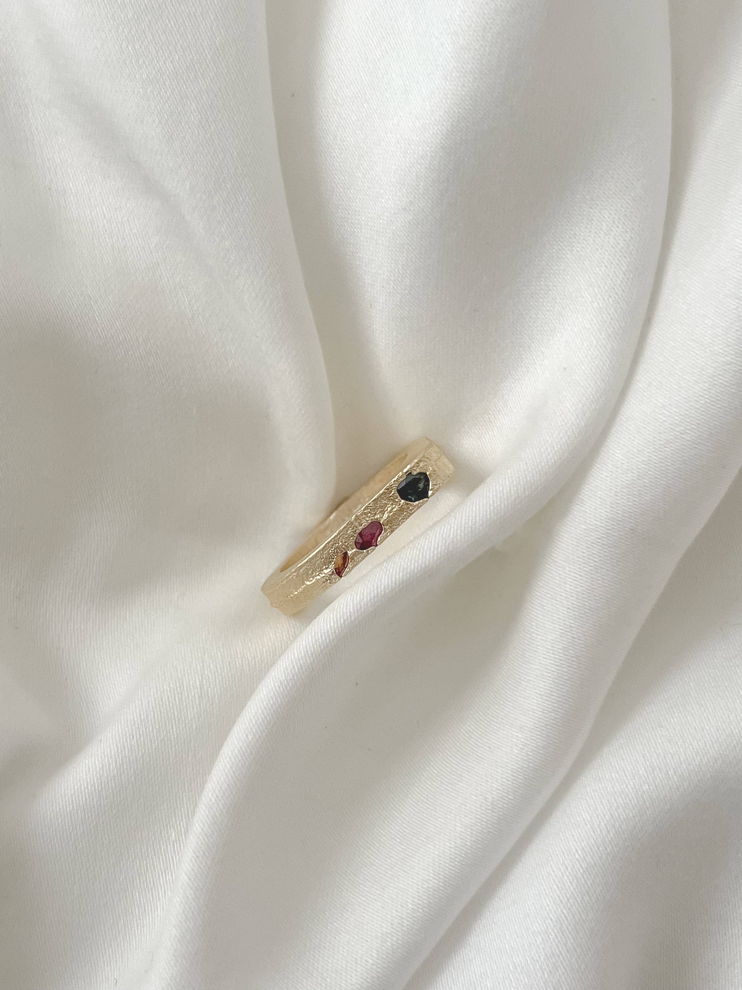 Amory C Jewelry - Wholesale Multi-Stone Ring - #7 Sapphire & Ruby 3 Stone7
