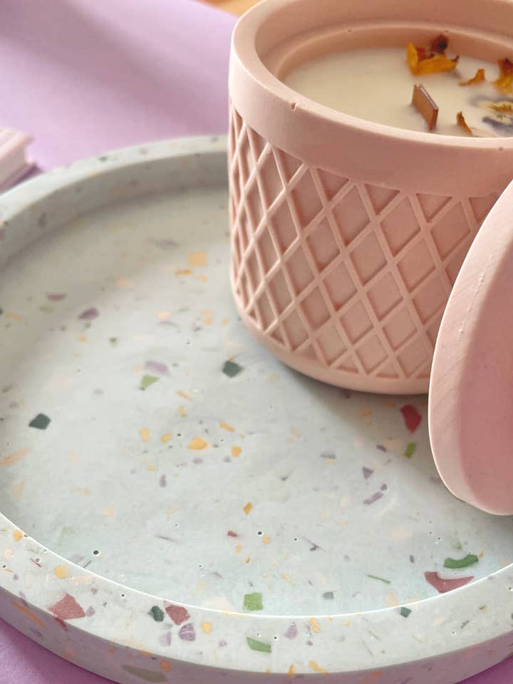 Plateau Tebe - Terrazzo Cozy pour la vente par Kookie