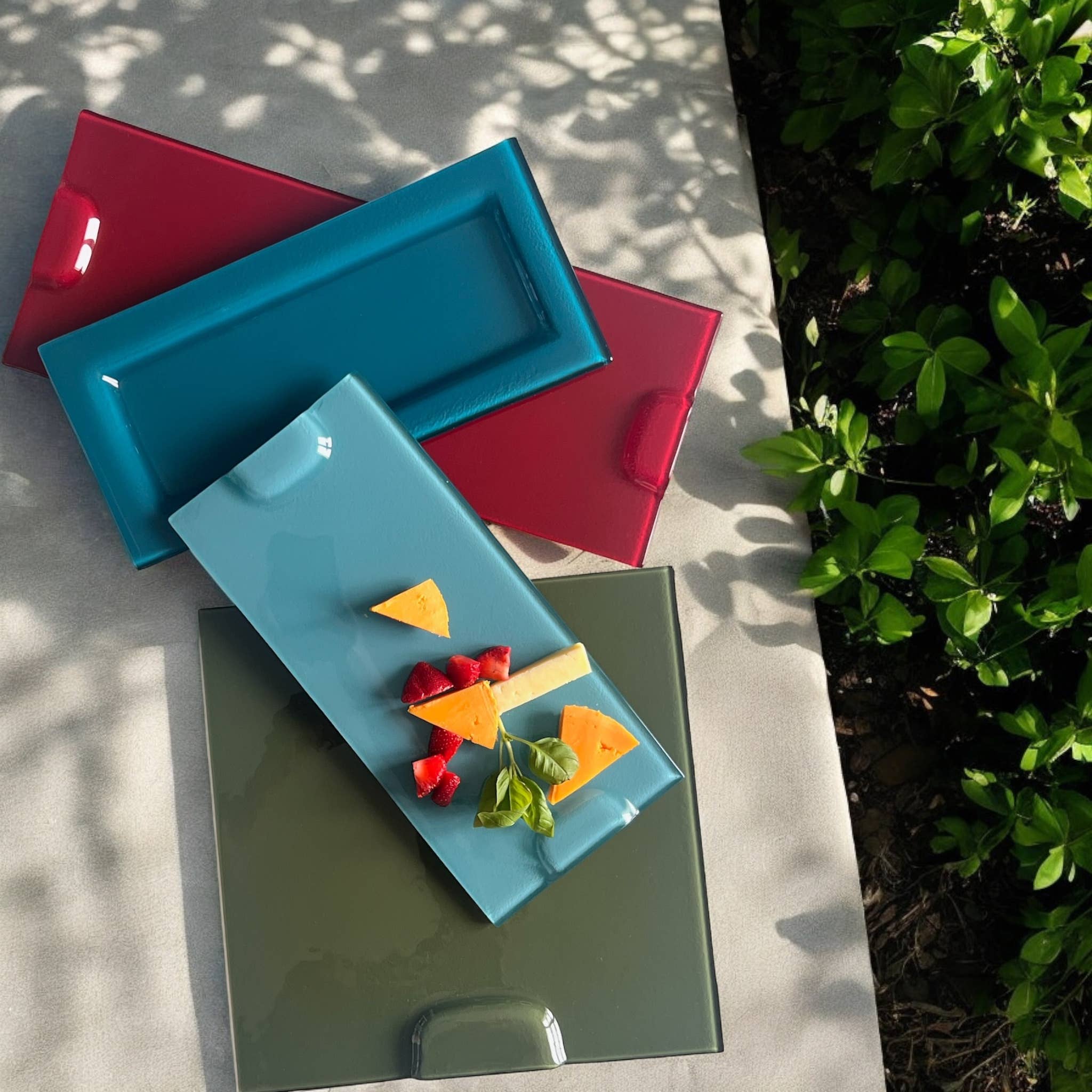 VerreLabDeco - Wholesale Decorative Tabletop Object - Cake dish, cheese platter0